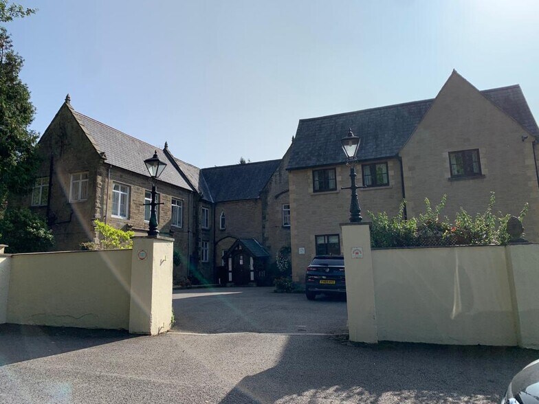Llay Road, Wrexham à vendre - Photo du bâtiment - Image 1 de 5