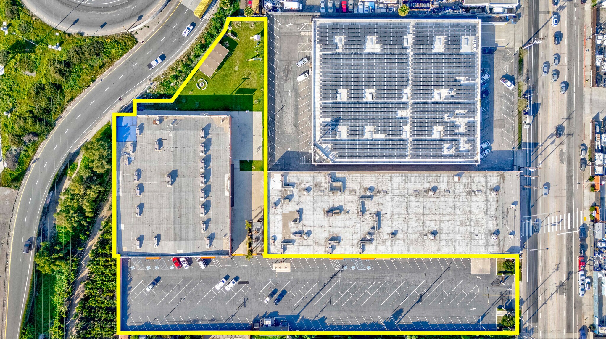 15411 S Figueroa St, Gardena, CA à vendre Photo principale- Image 1 de 8