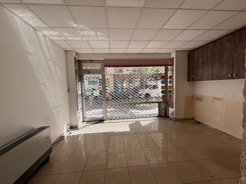 12 Rue Philibert Lucot, Paris à louer - Photo du bâtiment - Image 2 de 10
