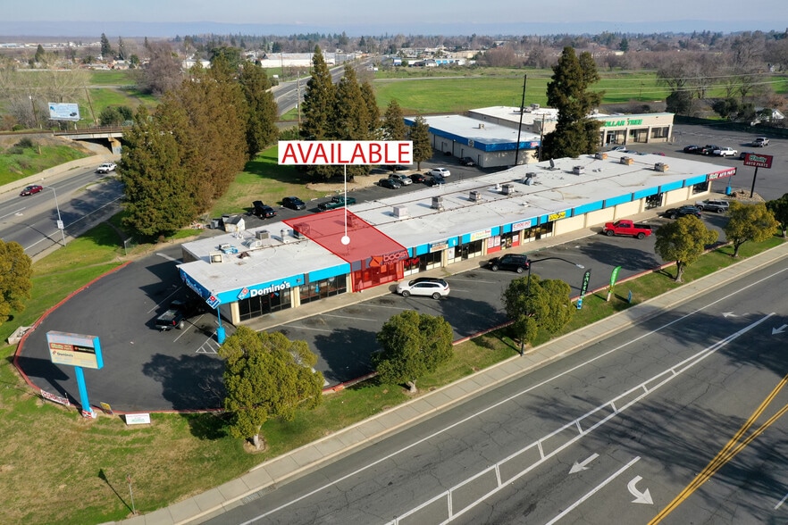 5983-5999 Lindhurst Ave, Marysville, CA for lease - Building Photo - Image 1 of 7