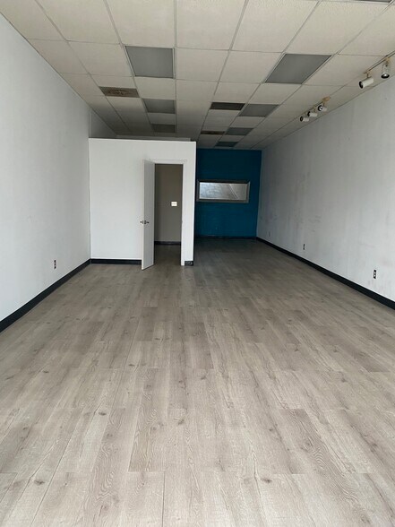 14760-14772 Bellflower Blvd, Bellflower, CA à louer - Photo du bâtiment - Image 3 de 12