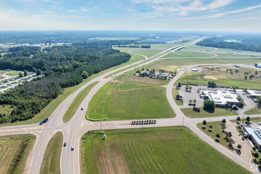 0 Nissan Pkwy, Canton, MS à vendre - Aérien - Image 3 de 23