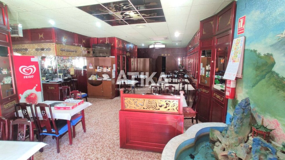 Retail in Ontinyent for lease - Building Photo - Image 2 of 14