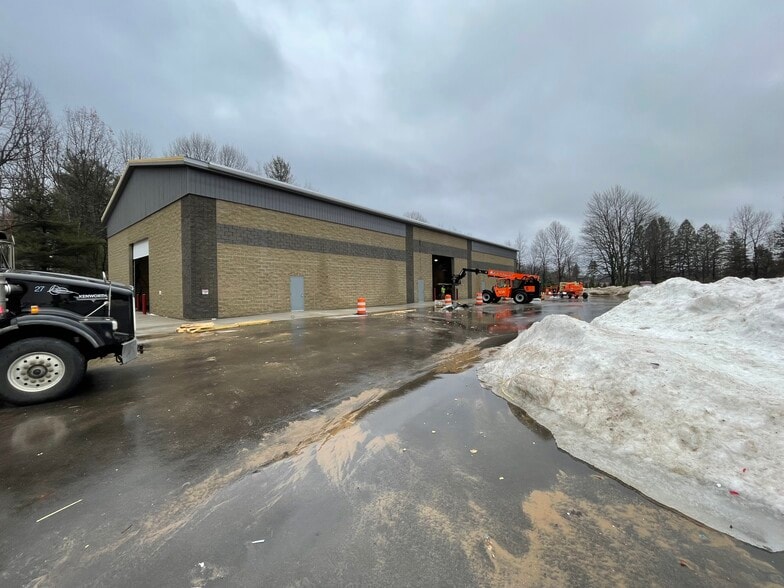 15700 Winans St, West Olive, MI for sale - Building Photo - Image 2 of 5
