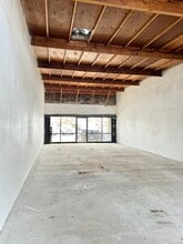 2521-2525 N Grand Ave, Santa Ana, CA for lease Building Photo- Image 2 of 3