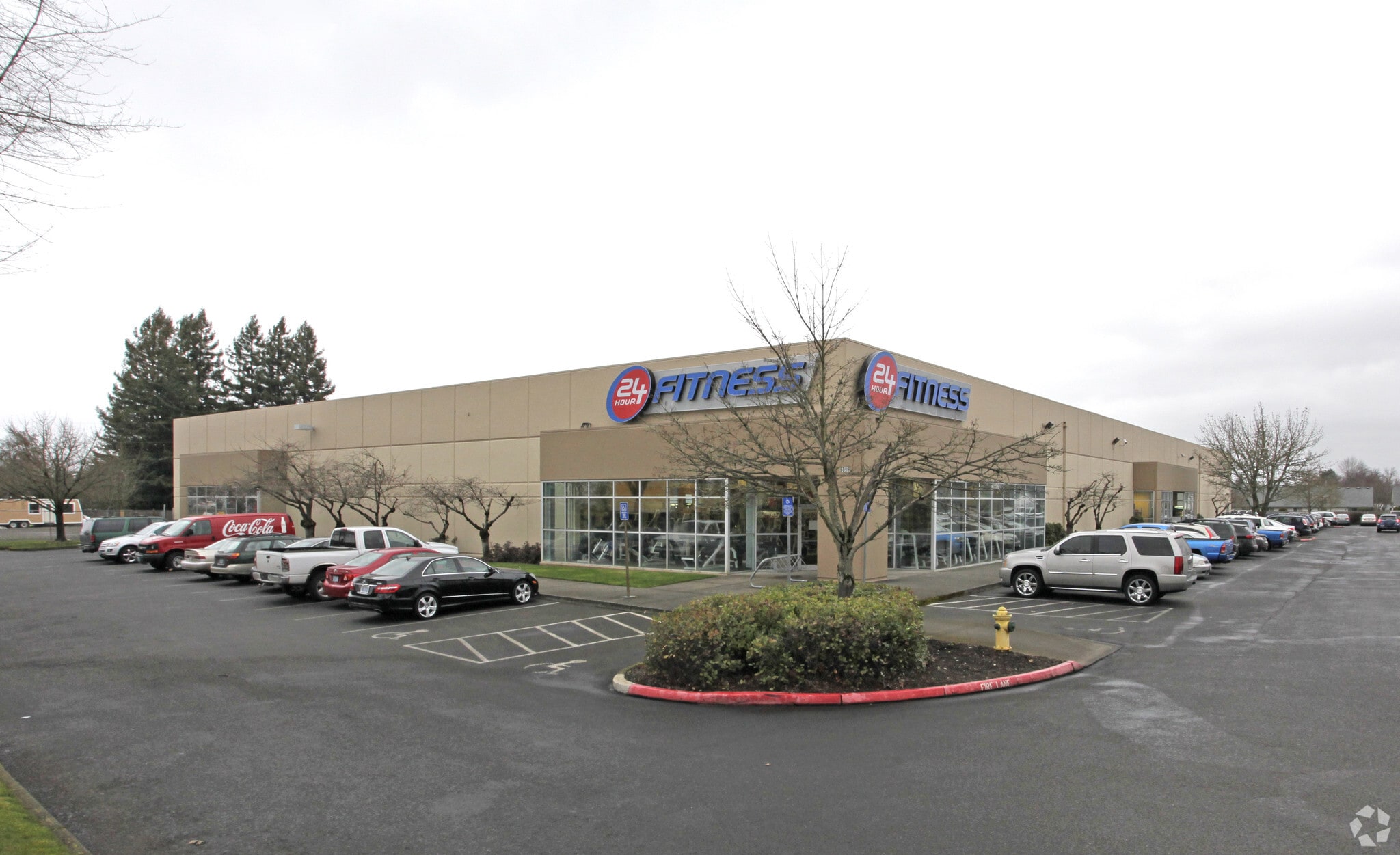 6095 SE Tualatin Valley Hwy, Hillsboro, OR for lease Primary Photo- Image 1 of 14
