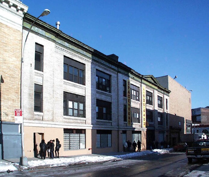 369 E 148th St, Bronx, NY à louer - Photo du bâtiment - Image 2 de 4