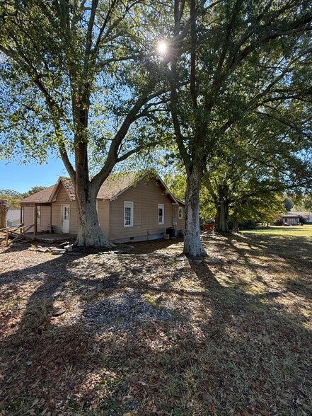 3072 Old Furnace Rd, Boiling Springs, SC à vendre - Photo du bâtiment - Image 3 de 9