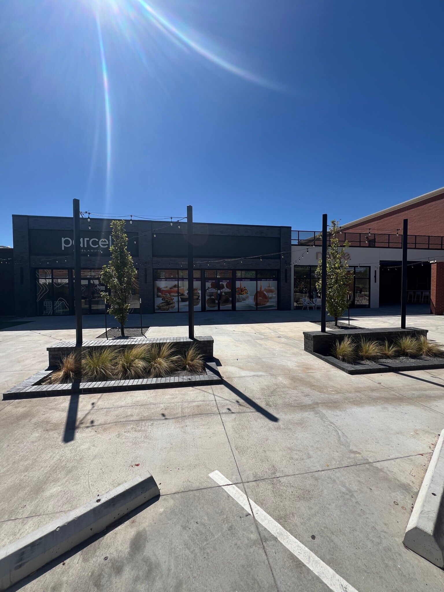 140 E 5th St, Edmond, OK à louer Photo du bâtiment- Image 1 de 16