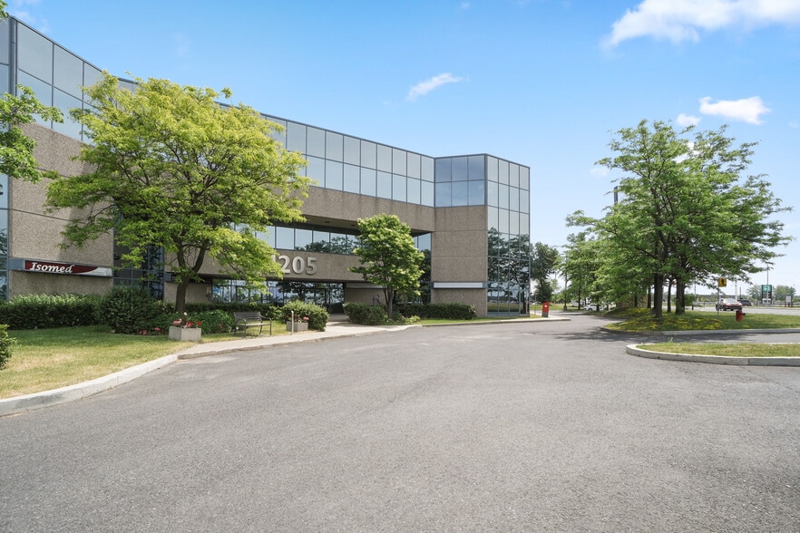 1205 Rue Ampère, Boucherville, QC for lease - Building Photo - Image 3 of 20