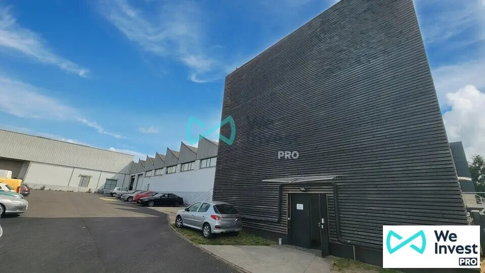 Local d'activités dans Meaux à vendre - Photo du bâtiment - Image 3 de 8