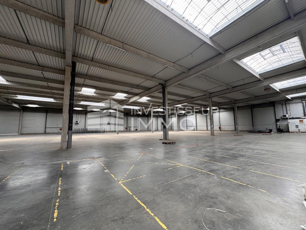 Industrial in Bussy-Saint-Georges for lease Building Photo- Image 1 of 14