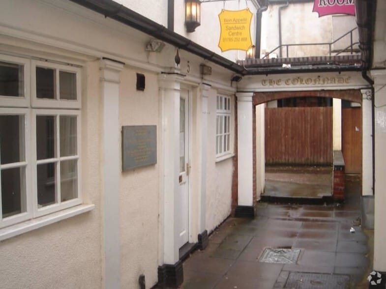 8 Eastgate St, Stafford for lease - Building Photo - Image 2 of 4