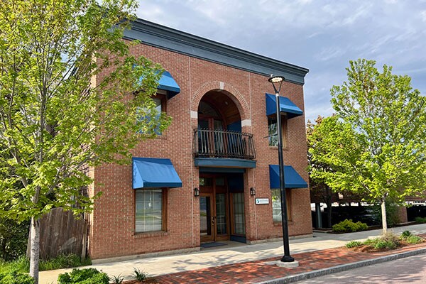 2 Market St, South Burlington, VT for lease - Building Photo - Image 1 of 1