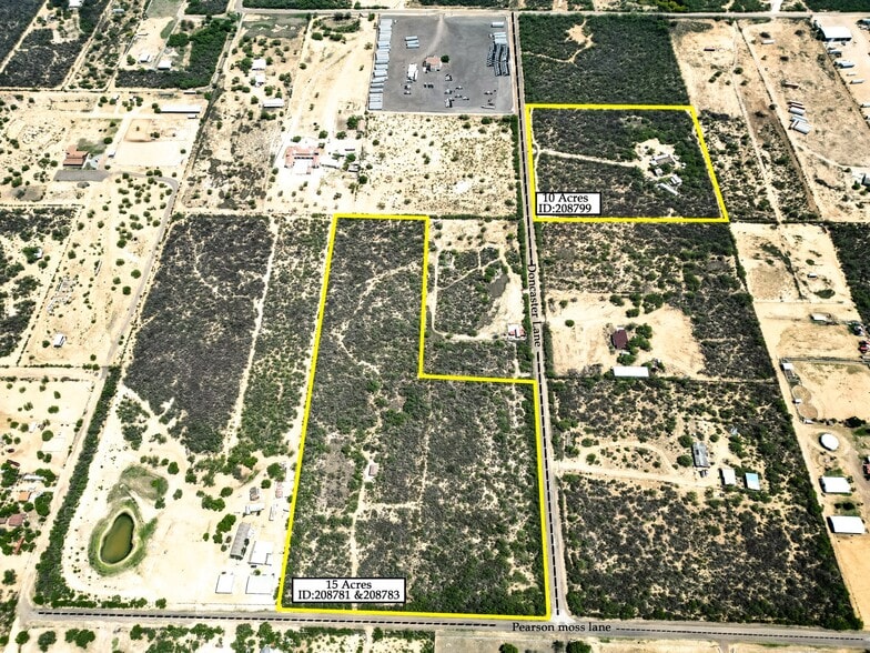 175 Pearson Moss Ln, Laredo, TX à vendre - Photo du bâtiment - Image 2 de 9