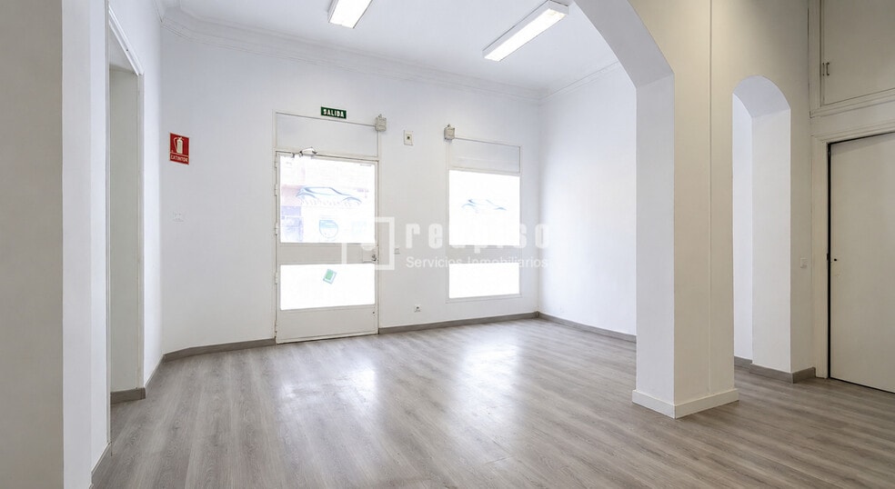 Multifamily in Madrid, Madrid for sale - Interior Photo - Image 1 of 7