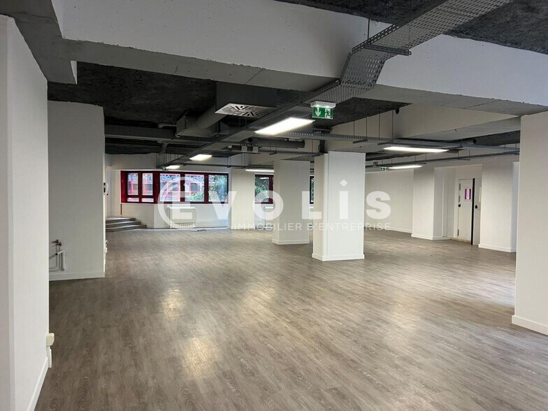 Office in Paris for sale - Interior Photo - Image 3 of 8