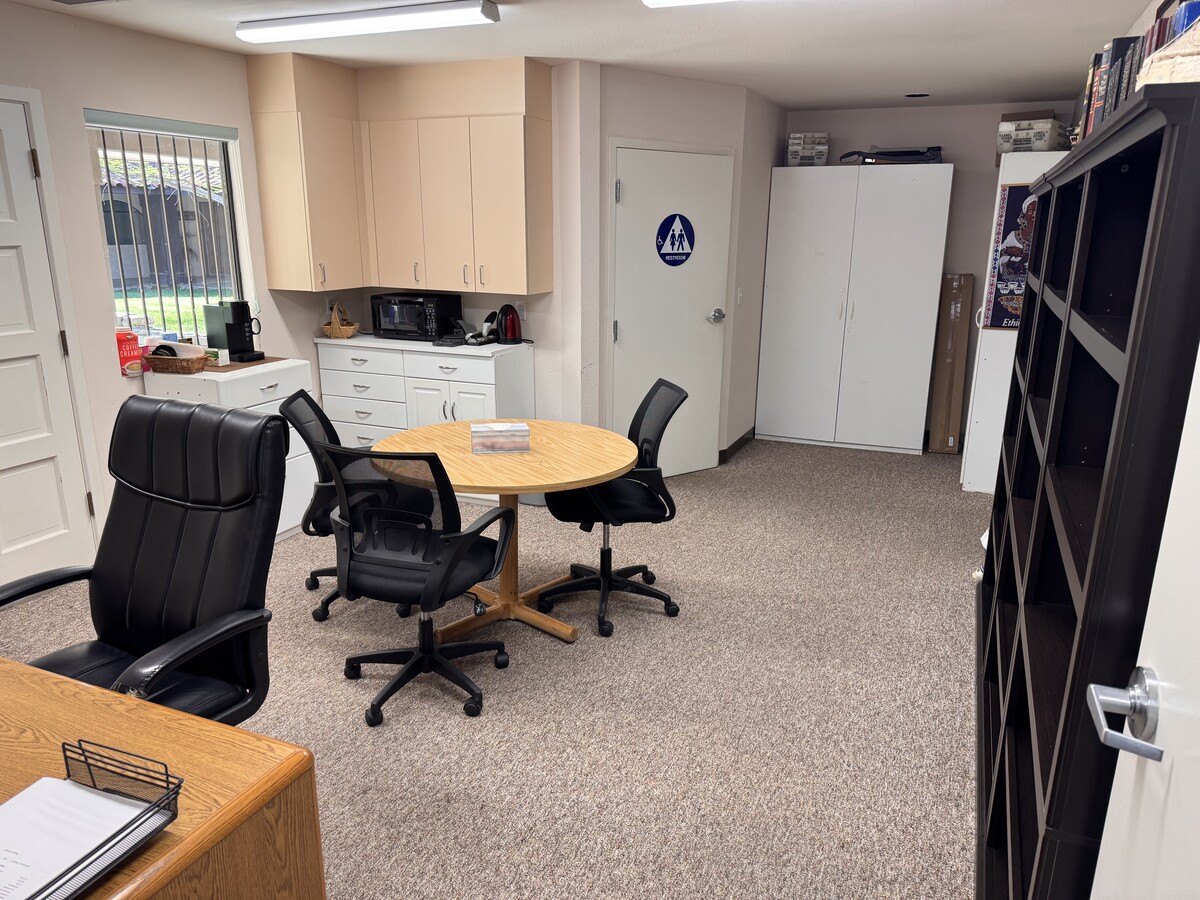 1050 Las Tablas Rd, Templeton, CA 93465 - Unit 5 -  - Interior Photo - Image 1 of 6