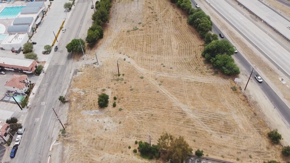 31411 Castaic Rd, Castaic, CA for sale - Commercial Listing Video - Image 2 of 7