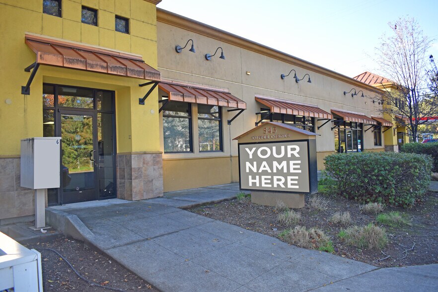 543 N Cloverdale Blvd, Cloverdale, CA à vendre - Photo du bâtiment - Image 3 de 5