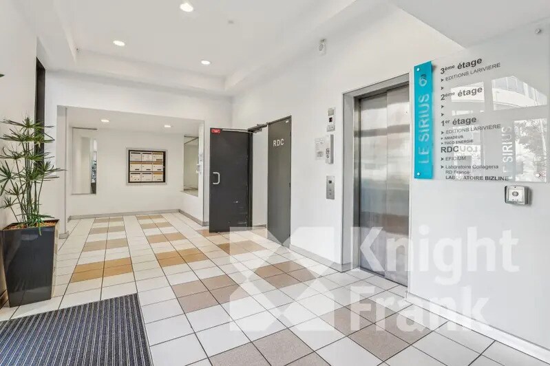 6 Rue Olof Palme, Clichy for lease - Lobby - Image 3 of 10