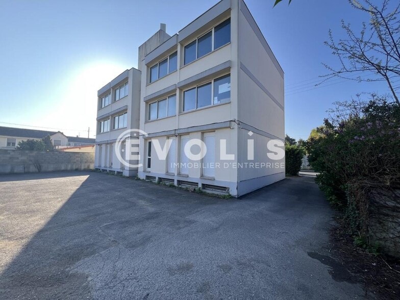 21 Allée De Clichy, Le Raincy for lease - Building Photo - Image 1 of 16