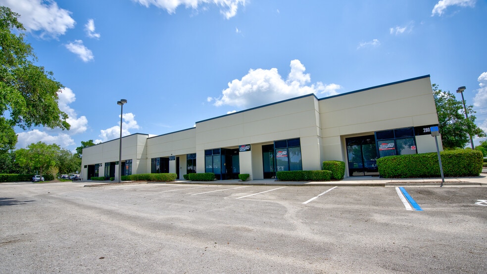 280 Business Park Cir, Saint Augustine, FL à louer - Photo du bâtiment - Image 1 de 13