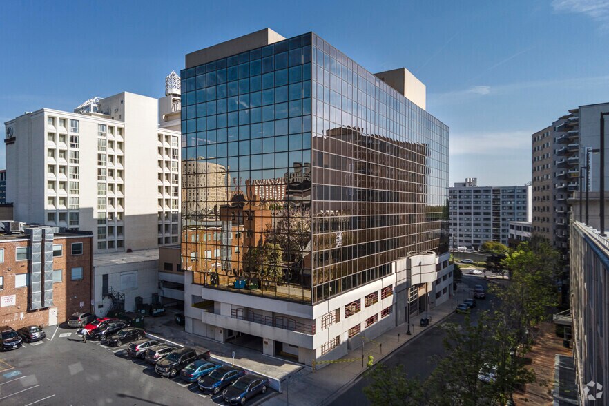801 Roeder Rd, Silver Spring, MD à louer - Photo du bâtiment - Image 1 de 13