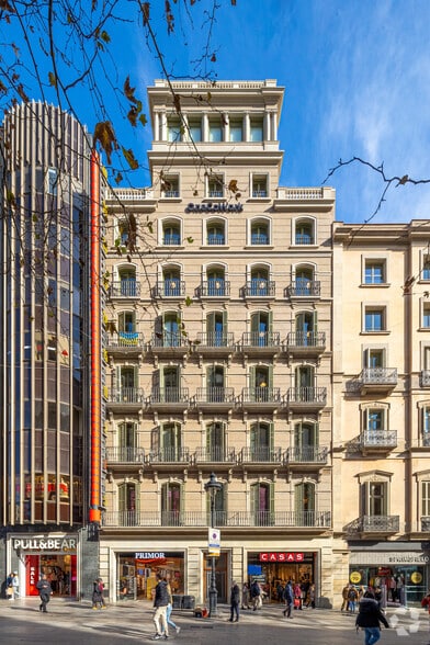 Avinguda del Portal de l'Àngel, 40, Barcelone, Barcelona à louer - Photo principale - Image 1 de 3