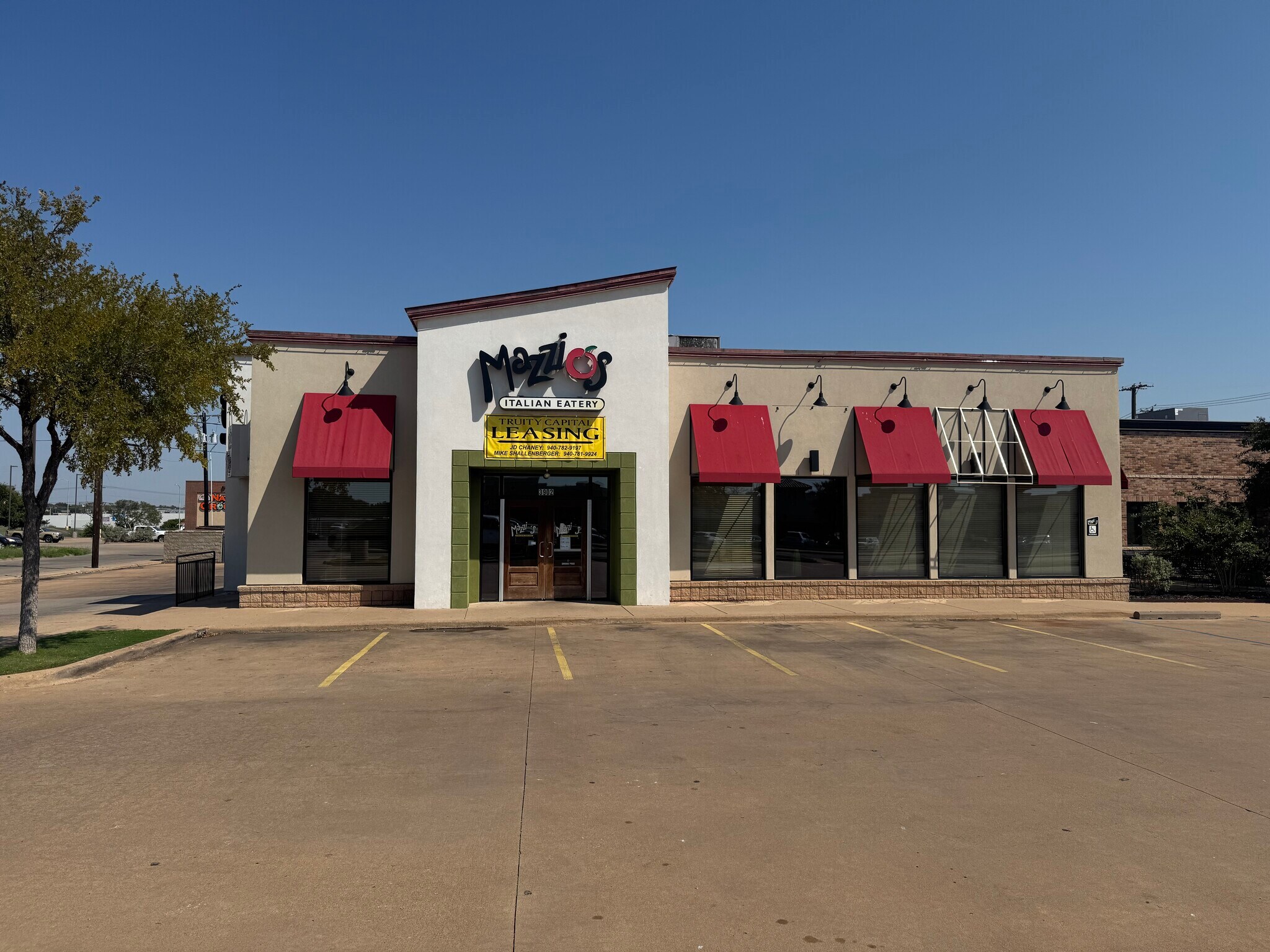 3910 Call Field Rd, Wichita Falls, TX à louer Photo du bâtiment- Image 1 de 2