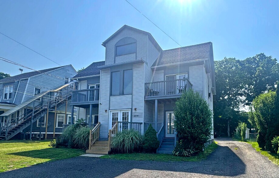 1079 Broad St, Meriden, CT for sale - Building Photo - Image 1 of 9