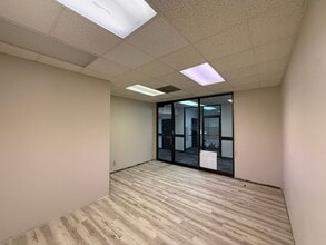 500 Dakota Ave, Wahpeton, ND for lease Interior Photo- Image 1 of 2