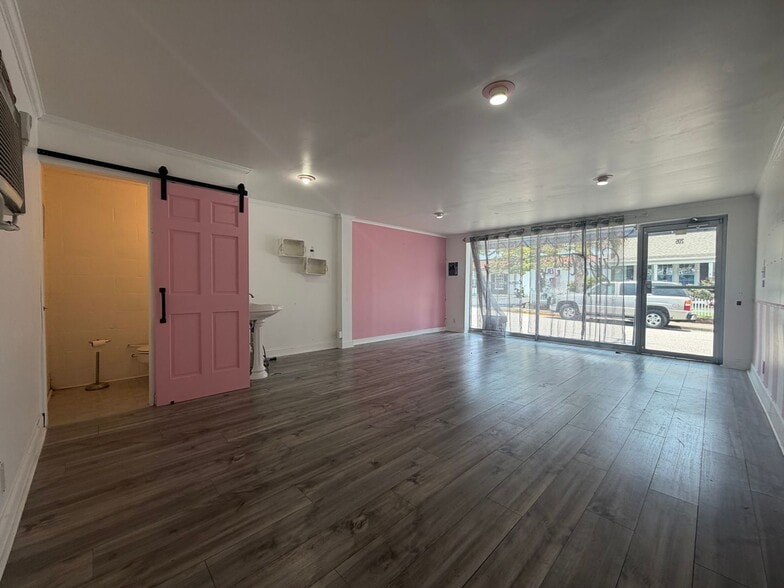 205-207 Main St, Swansboro, NC for lease - Interior Photo - Image 3 of 5