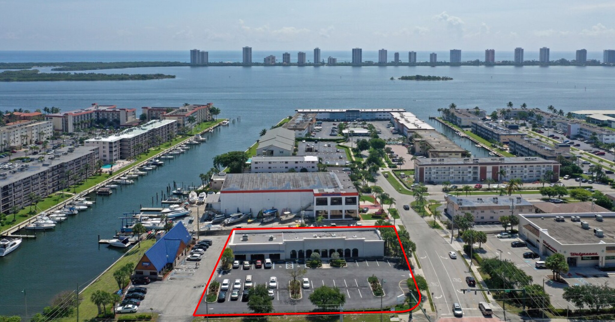 300 US Highway 1, North Palm Beach, FL à louer Photo principale- Image 1 de 12