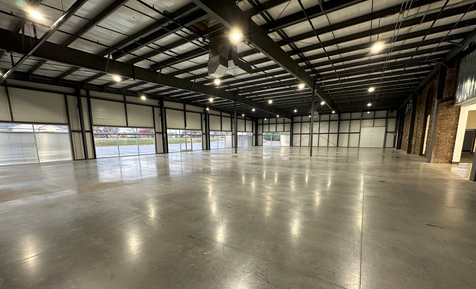 4951 Dixie Hwy, Fairfield, OH à louer - Photo intérieure - Image 2 de 20