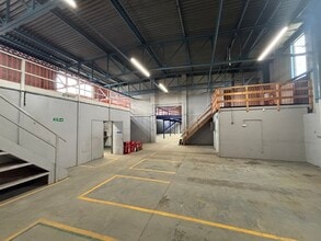 Kingsway, Gateshead for lease Interior Photo- Image 2 of 4