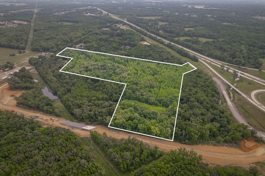 807 Ernie Davis Road (123 Confidential Street), Austin, AR for sale - Building Photo - Image 3 of 3