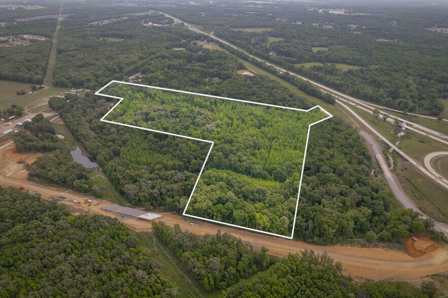 807 Ernie Davis Road (123 Confidential Street), Austin, AR à vendre - Photo du bâtiment - Image 3 de 3