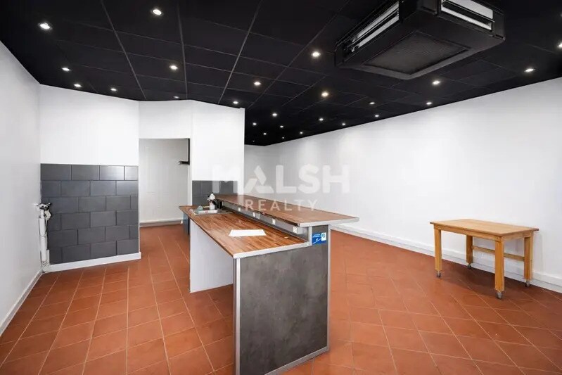 Retail in Saint-Étienne for sale - Interior Photo - Image 3 of 7