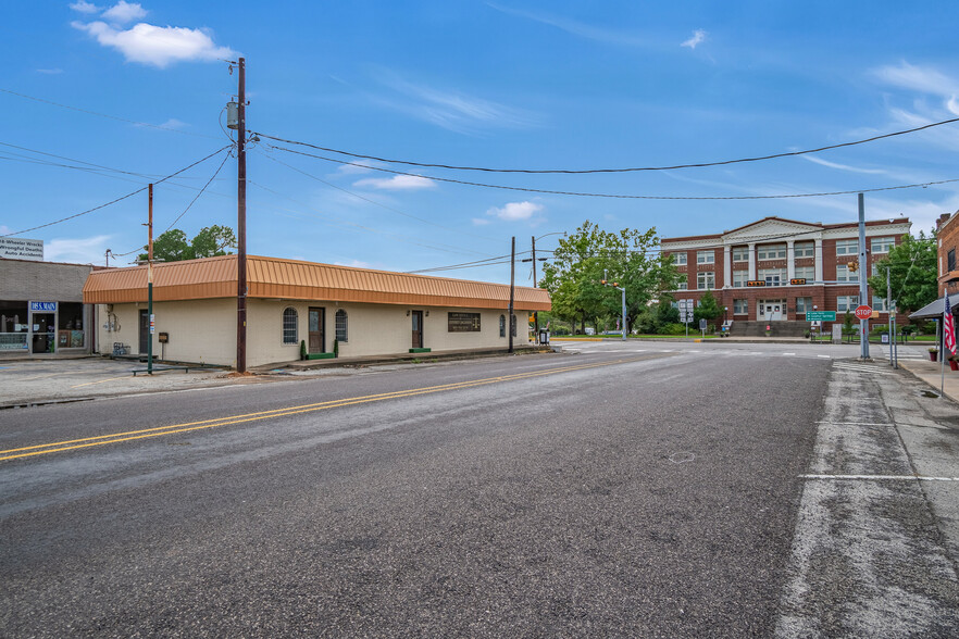 101 S Main St, Quitman, TX à vendre - Photo principale - Image 1 de 1