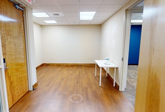 901 North Lake Destiny Rd, Maitland, FL à louer Photo intérieure- Image 2 de 6