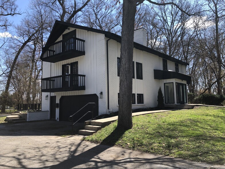 16700 Cleveland Rd, Granger, IN for sale - Building Photo - Image 1 of 1