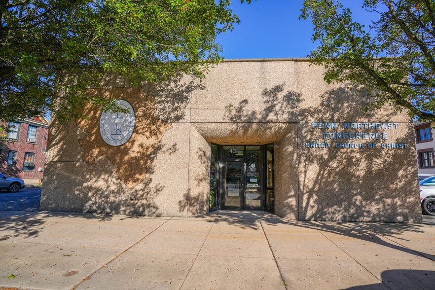 431 Delaware Ave, Palmerton, PA for sale - Building Photo - Image 2 of 48