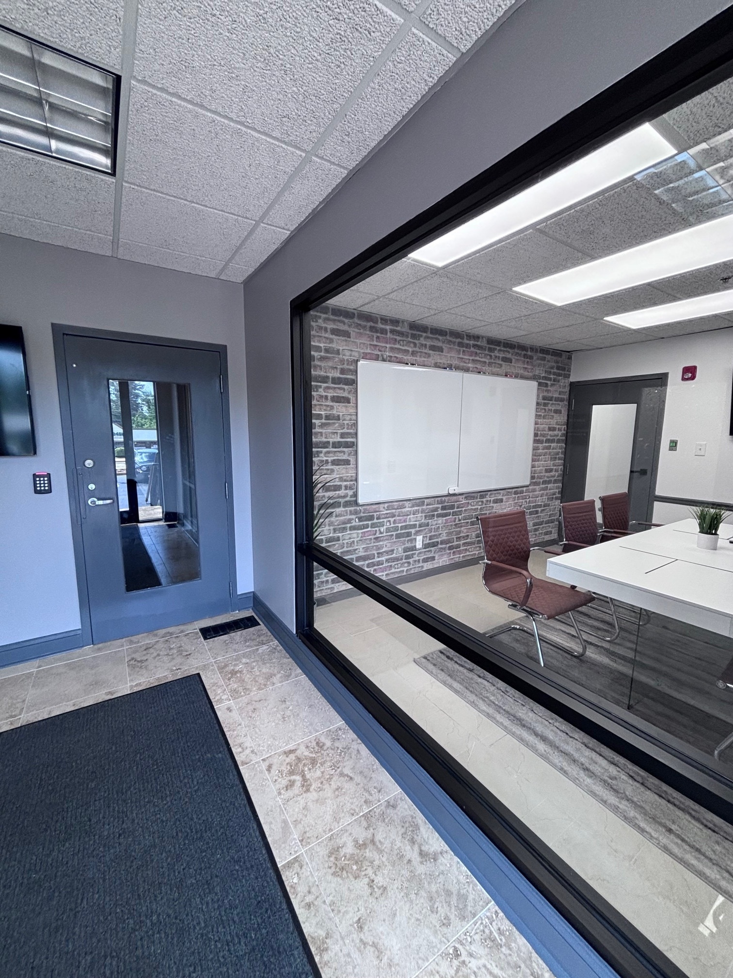 3823 Roswell Rd, Marietta, GA for lease Building Photo- Image 1 of 8