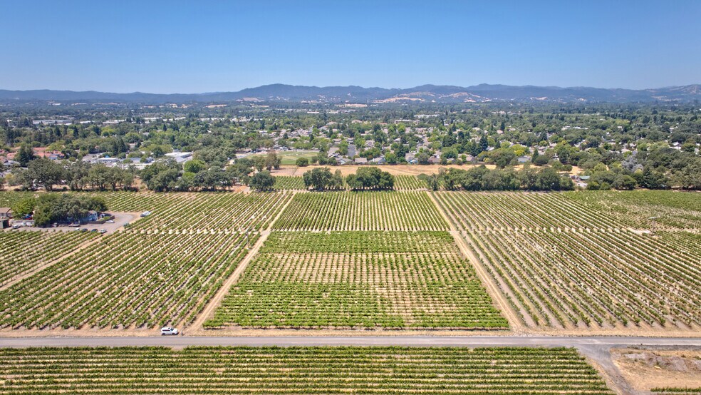 179 Pleasant Ave, Santa Rosa, CA à vendre - Photo principale - Image 2 de 20