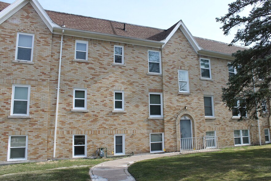 423 Washington St, Monroe, MI à vendre - Photo du bâtiment - Image 2 de 12