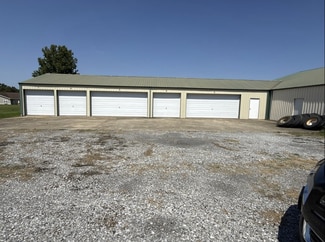 Plus de détails pour 1608 Adams St, Marion, IL - Commerce de détail à vendre