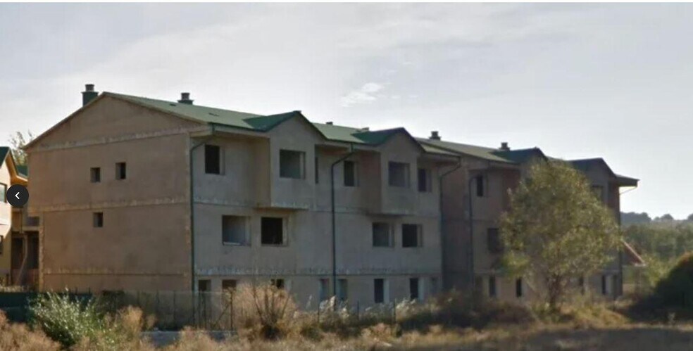 Calle Ramón y Cajal, 17, La Robla, León for sale - Building Photo - Image 2 of 5