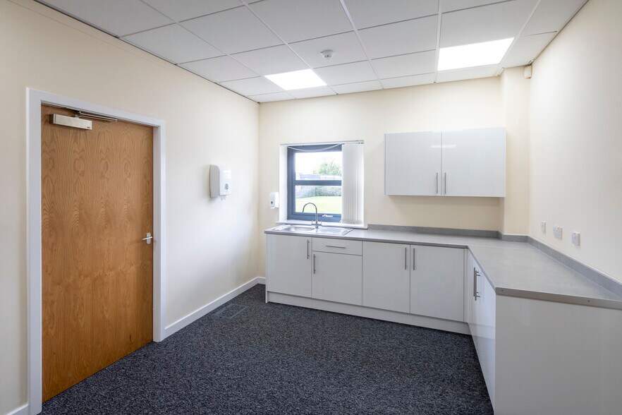 15-17 Dava St, Glasgow à louer - Photo intérieure - Image 2 de 6