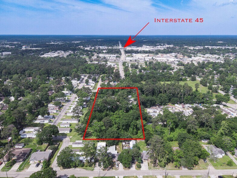 1409 Marilyn St, Conroe, TX à vendre - Photo du bâtiment - Image 3 de 6